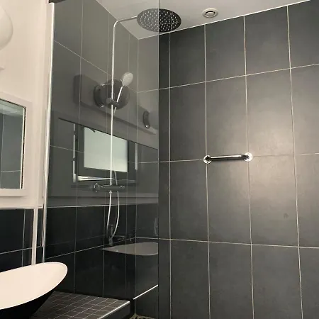 Hyper Centre Apartment *