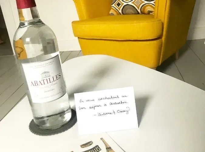 Hyper Centre * 阿卡雄