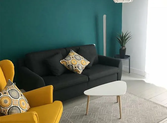 Hyper Centre 阿卡雄